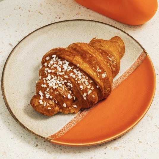 Mango croissant