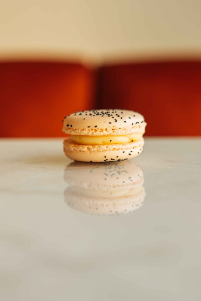 MANDARIN MACARON 