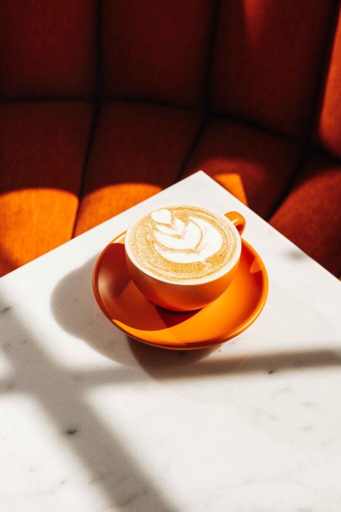 CHAI TEA LATTE <br>(small / large)